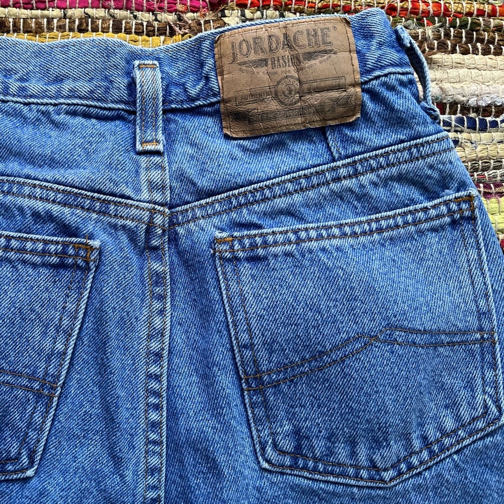 VINTAGE- amazing condition- Jordache mom jeans 👖💙